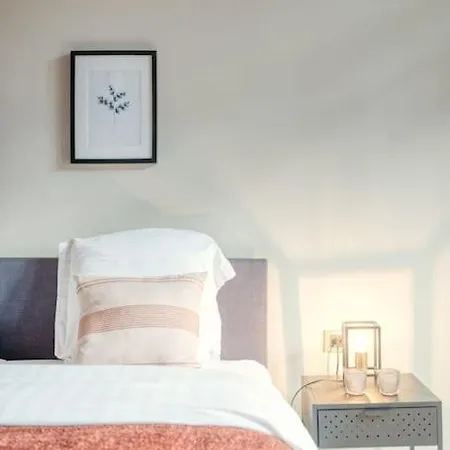 Ghent's Historic Gem - Your Perfect Hideaway アパート *